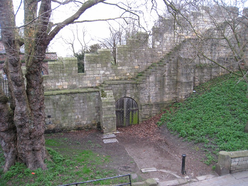 2011 UK England York 1010.jpg - A visit to Newcastle England for a company audit allowed time to visit the city of York. Train rides, train museum, walled city, large churches.